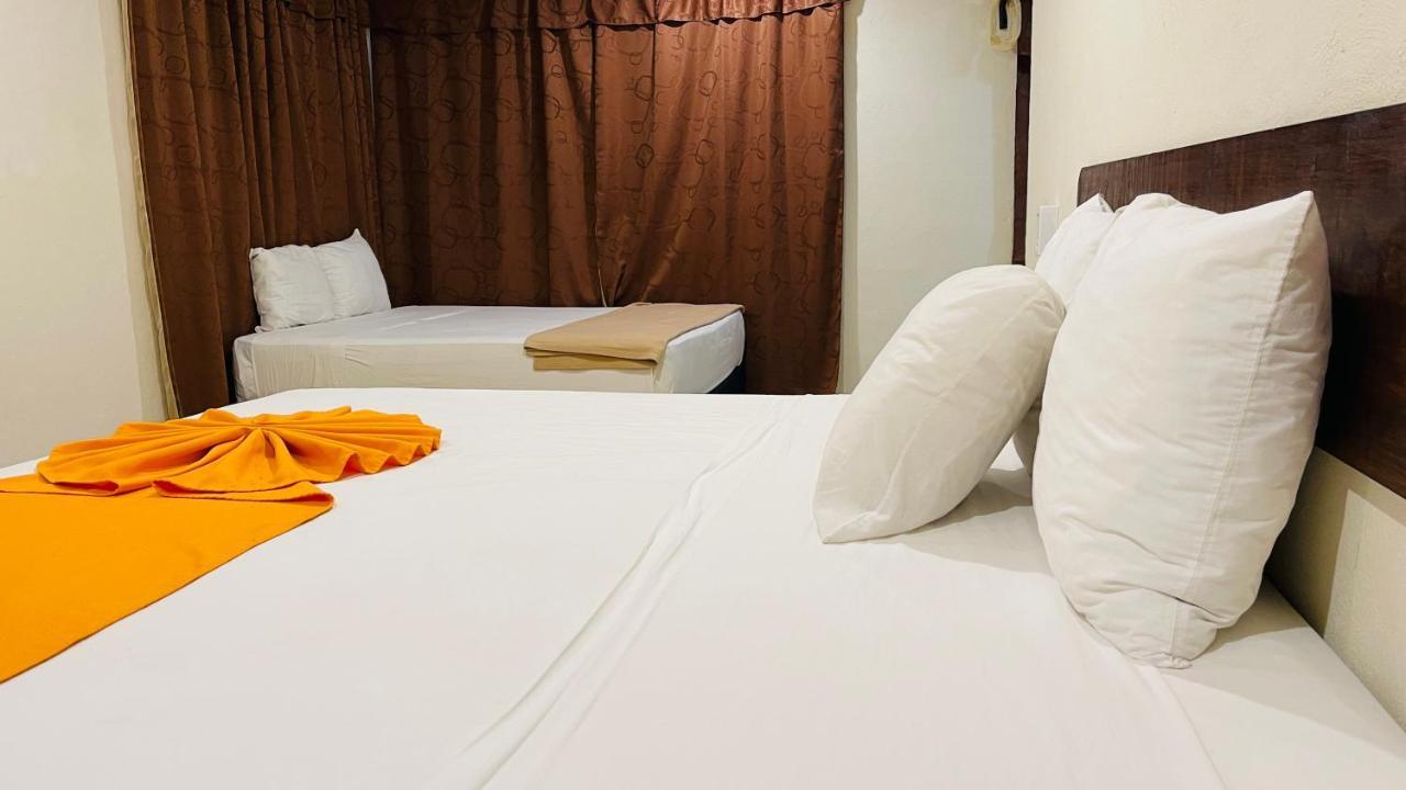 Hotel B&B - 5Th Avenue ปลายาเดลการ์เมน ภายนอก รูปภาพ A room at the hotel